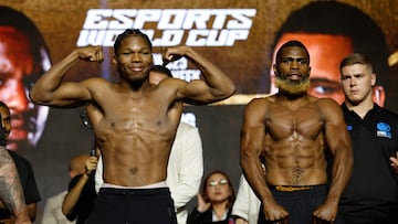 Luego de llegar a la distancia tras 10 rounds de tres minutos en la categoría de peso superpluma las tarjetas de los jueces favorecieron a Ford 97-93, 97-93 y 96-94.