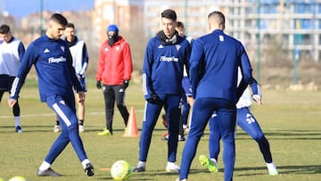 Meseguer, durante un entrenamiento con el Mirand&eacute;s.