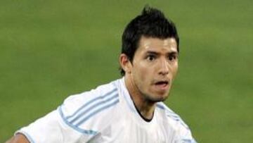 Agüero: "Miguel Ángel Gil no me va a elegir equipo"