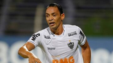 Soccer - Copa Libertadores - Qualifying Round - Defensor Sporting v Atletico Mineiro - Luis Franzini Stadium, Montevideo, Uruguay - February 20, 2019   Atletico Mineiro&#039;s Ricardo Oliveira during the match   REUTERS/Andres Stapff