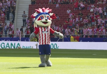 Mascota del Atlético de Madrid, representa un mapache 