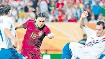 <b>OTRA VEZ ÉL. </b>Maniche, que ya apuntilló a Holanda en la Euro 2004, eliminó a la oranje del Mundial 2006 con este tanto.