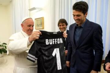 Gianluggi Buffon hizo lo propio