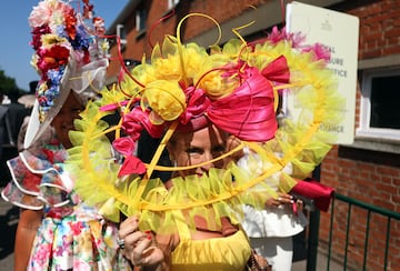Sombreros y vestidos dan color a Ascot: las mejores fotos del ¡°Ladies Day¡±