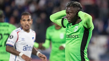 MONTEVIDEO, URUGUAY - MAY 28: Marino Hinestroza of Atletico Nacional reacts after during a Copa Libertadores group F match between Nacional and Atletico Nacional at Gran Parque Central on May 28, 2025 in Montevideo, Uruguay. (Photo by Ernesto Ryan/Getty Images)