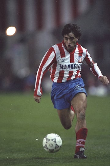 Atlético de Madrid: 1987-93 y 1997-98.
AC Milan: 1995-96.