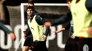 Pulisic vuelve a los entrenamientos con el Milan