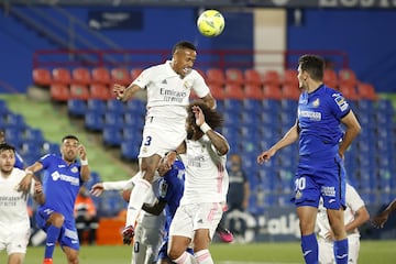 Eder Militao y Marcelo.