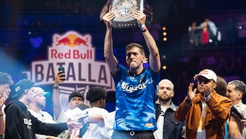 Chuty celebrates the title during the Red Bull Batalla World Final 2023 in Bogota, Colombia, on December 2 2023. // Gianfranco Tripodo / Red Bull Content Pool // SI202312030009 // Usage for editorial use only //
