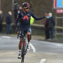 Filippo Ganna, compañero de Egan, gana la cuarta etapa