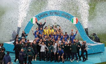La selecci¨®n de Italia campeona de Europa.