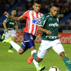 Gabriel Fuentes expulsado con roja directa por codazo