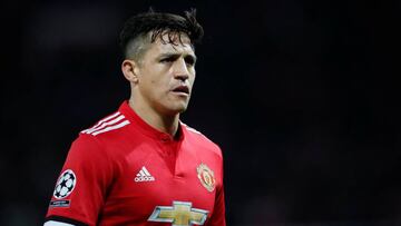 Alexis Sánchez disputando la Champions League.