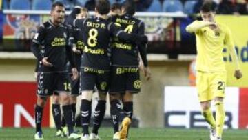 Los jugadores de Las Palmas celebran el tanto del empate.