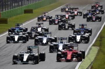 Lewis Hamilton a la cabeza.