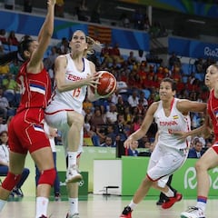 España logra una plata histórica para el baloncesto femenino
