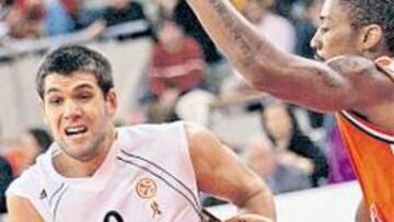 <b>ES CLAVE. </b>Reyes sufre molestias y Boza espera contar con él.