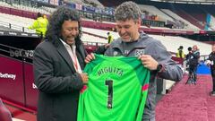 Higuita asegura que en este momento Neuer es el arquero que más se parece a él.