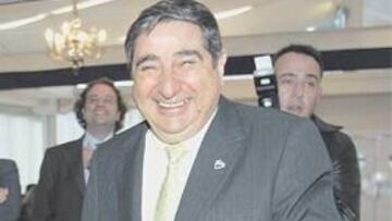 Lendoiro dice que fichará un delantero este invierno