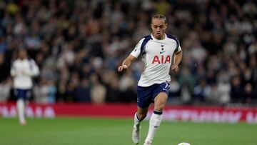 Tottenham Hotspur's Dutch midfielder #07 Xavi Simons runs with the ball during the English League Cup third round football match between Tottenham Hotspur and Doncaster Rovers at the Tottenham Hotspur Stadium in London on September 24, 2025. (Photo by Ian Kington / AFP) / RESTRICTED TO EDITORIAL USE. No use with unauthorized audio, video, data, fixture lists, club/league logos or 'live' services. Online in-match use limited to 120 images. An additional 40 images may be used in extra time. No video emulation. Social media in-match use limited to 120 images. An additional 40 images may be used in extra time. No use in betting publications, games or single club/league/player publications. /