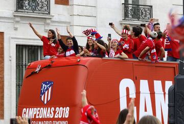 Atlético toast twin triumphs with their people at Neptuno