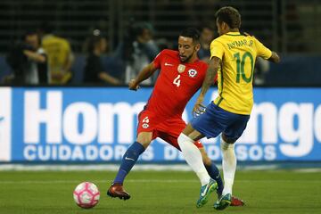 Las mejores imágenes del duelo entre Chile y Brasil