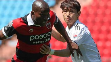 Manuel Palacios y Pohang ganan en regreso del fútbol en Corea