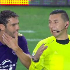 ¡Increíble! Expulsan a Kaká por bromear con un excompañero