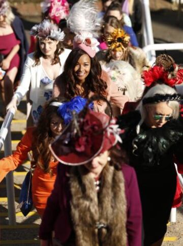 Mucho glamour en el Ladies Day del Festival de Cheltenham