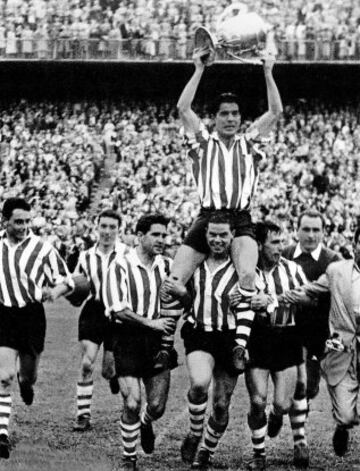 Gaínza consiguió siete Copas (1943, 1944, 1945, 1950, 1955, 1956, 1958).