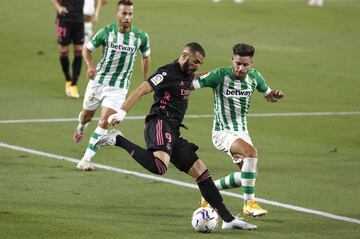 0-1. Karim Benzema asistió a Fede Valverde para aue marcara el primer gol.