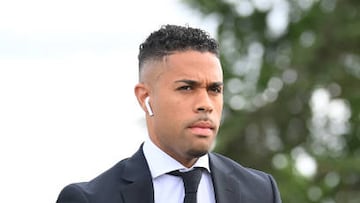 PARIS, FRANCE - MAY 26: Mariano of Real Madrid arrives at Paris Charles de Gaulle Airport on May 26, 2022 in Paris, France. (Photo by Sebastian Widmann - UEFA/UEFA via Getty Images)