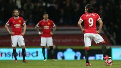 Van Gaal: Lesión de Van Persie da otra oportunidad a Falcao