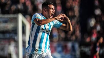 Racing se aprovecha de un inofensivo San Lorenzo