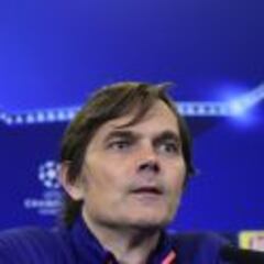 Cocu: “¿0-0 y nos clasificamos en los penaltis? Me vale así...”