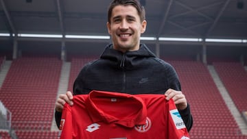 Bojan, presentado: "Contento de formar parte del Mainz"