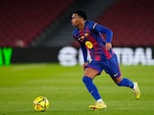 Balde, ante el reto de defender a Dolan en el derbi de Barcelona