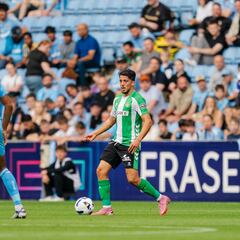 El Betis se estrena con empate en Inglaterra