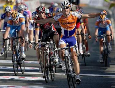 Los jueces penalizan al más fuerte en el sprint de Zalla