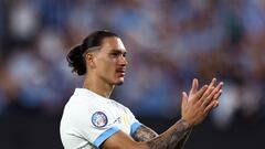 EAST RUTHERFORD, NEW JERSEY - JUNE 27: Darwin Nu�ez of Uruguay celebrates after winning the CONMEBOL Copa America 2024 Group C match between Uruguay and Bolivia at MetLife Stadium on June 27, 2024 in East Rutherford, New Jersey.   Tim Nwachukwu/Getty Images/AFP (Photo by Tim Nwachukwu / GETTY IMAGES NORTH AMERICA / Getty Images via AFP)