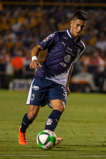 El argentino jugará su segundo torneo en la Liga MX luego de que en el Clausura 2019 inició con un gran ritmo de juego que poco a poco se fue diluyendo. Asimismo, Meza permanecerá con Rayados a pesar del interés de Boca Juniors quien al parecer no pagará su cláusula de rescisión.