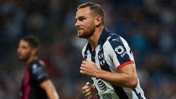 Con triplete de Vincent Janssen, doblete de &Aacute;ngel Zald&iacute;var y un tanto de Carlos Rodr&iacute;guez, Rayados labr&oacute; una goleada frente a Cafetaleros de Chiapas.