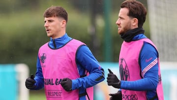 Mason Mount and Ben Chilwell told to isolate up to and including 28 June