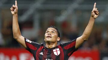 El PSG vuelve a interesarse en Carlos Bacca