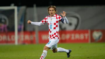 Riga (Latvia), 18/11/2023.- Luka Modric of Croatia in action during the UEFA EURO 2024 Group D qualification match between Latvia and Croatia in Riga, Latvia, 18 November 2023. (Croacia, Letonia) EFE/EPA/TOMS KALNINS