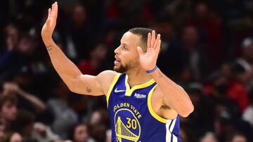 Curry rompe en el último cuarto para remontar ante los Cavaliers