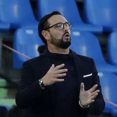 Bordalás: "Contra el Getafe todos van al piso en cuanto les tocan"