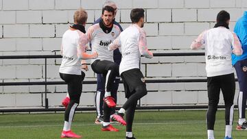 Dani Parejo, en el entrenamiento de hoy.