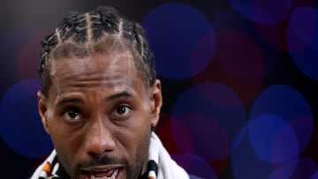 INGLEWOOD, CALIFORNIA - JANUARY 04: Kawhi Leonard #2 of the LA Clippers speaks to the press after a 131-105 win over the Atlanta Hawks at Intuit Dome on January 04, 2025 in Inglewood, California. Harry How/Getty Images/AFP USER IS NOT PERMITTED TO DOWNLOAD OR USE IMAGE WITHOUT PRIOR APPROVAL.NOTE TO USER: User expressly acknowledges and agrees that, by downloading and or using this photograph, User is consenting to the terms and conditions of the Getty Images License Agreement. (Photo by Harry How/Getty Images) (Photo by Harry How / GETTY IMAGES NORTH AMERICA / Getty Images via AFP)