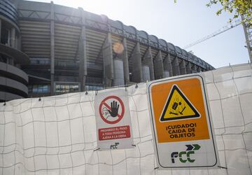 El conjunto blanco sigue dando forma a la remodelación del Santiago Bernabéu. El Estado de Alarma decretado por el Gobierno no ha paralizado las obras.